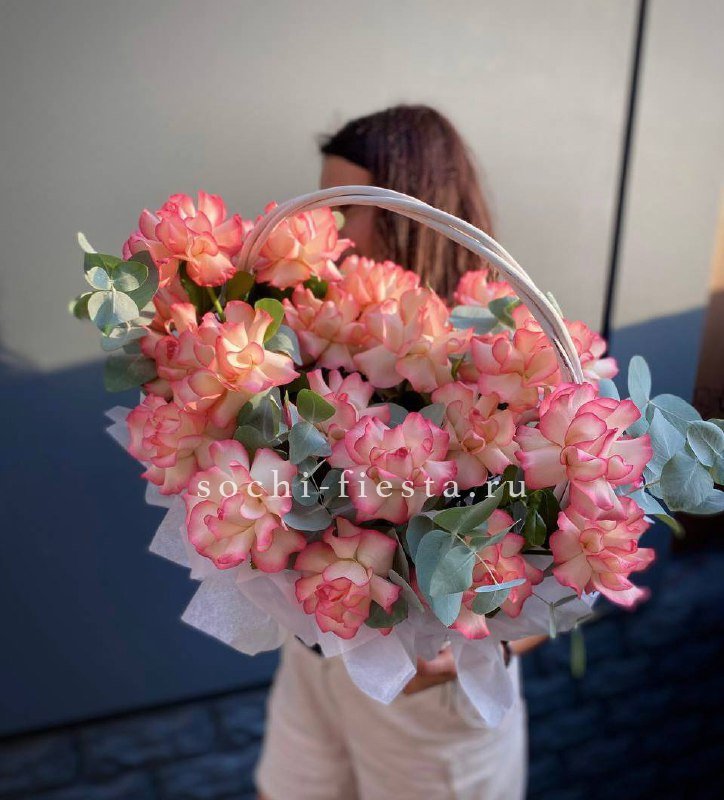 Роза джумилия