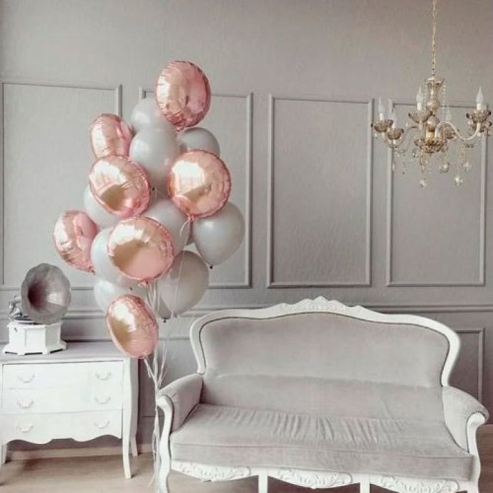 Фонтан шаров "Софт рози" в Магнитогорске