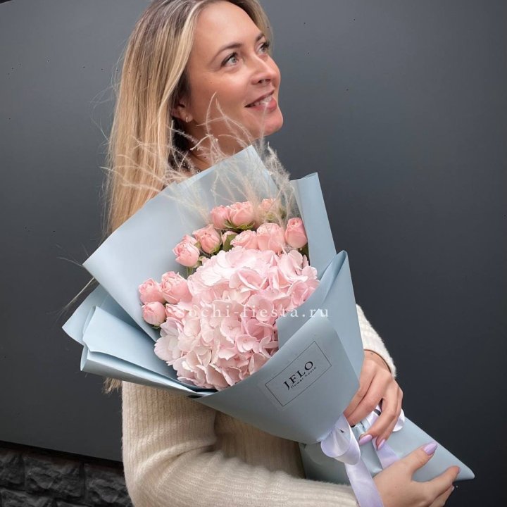 Гортензия  "Жасмин" в Магнитогорске