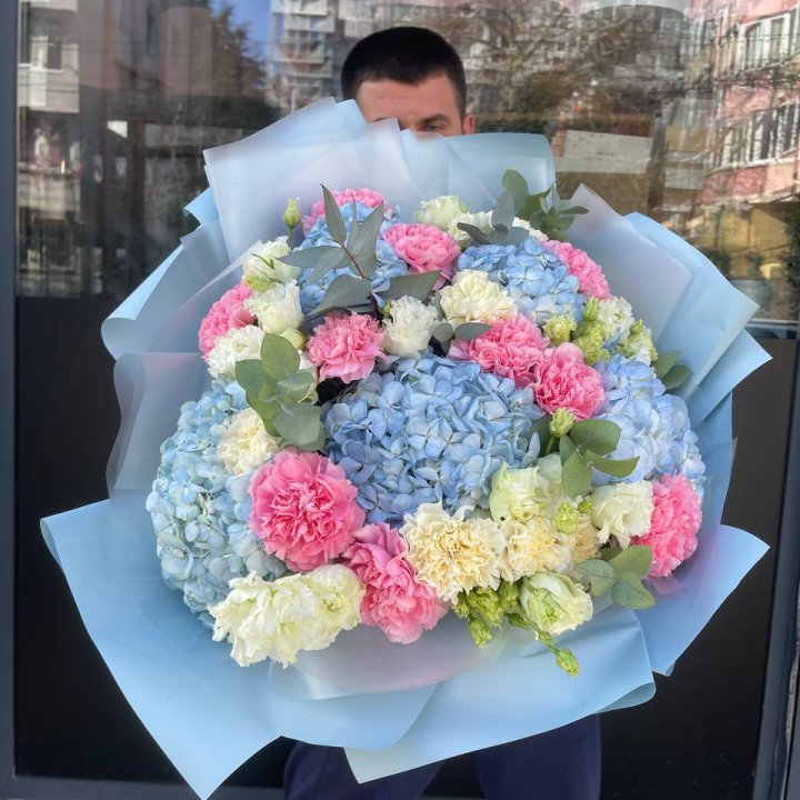 Сборный букет №3 в Магнитогорске