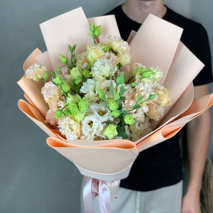 Букет эустом "Крем" в Магнитогорске