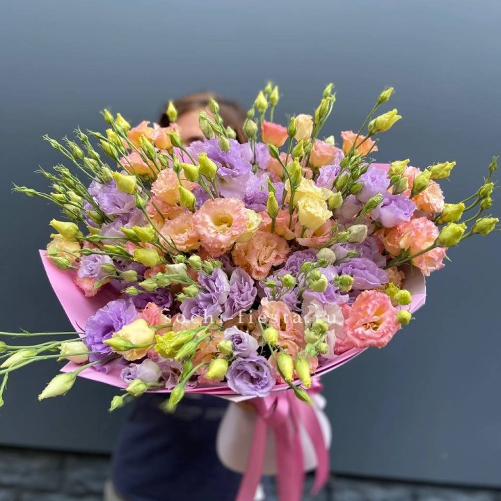 Букет эустом №2  в Магнитогорске