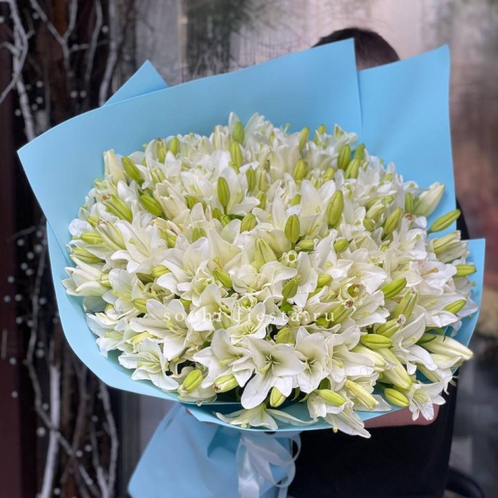 51 лилия в оформлении в Магнитогорске