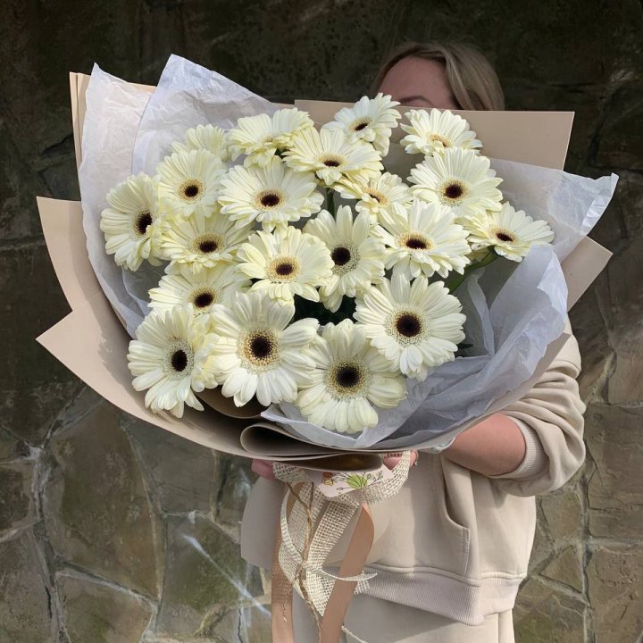 Букет голландских гербер "Шейн"" в Магнитогорске