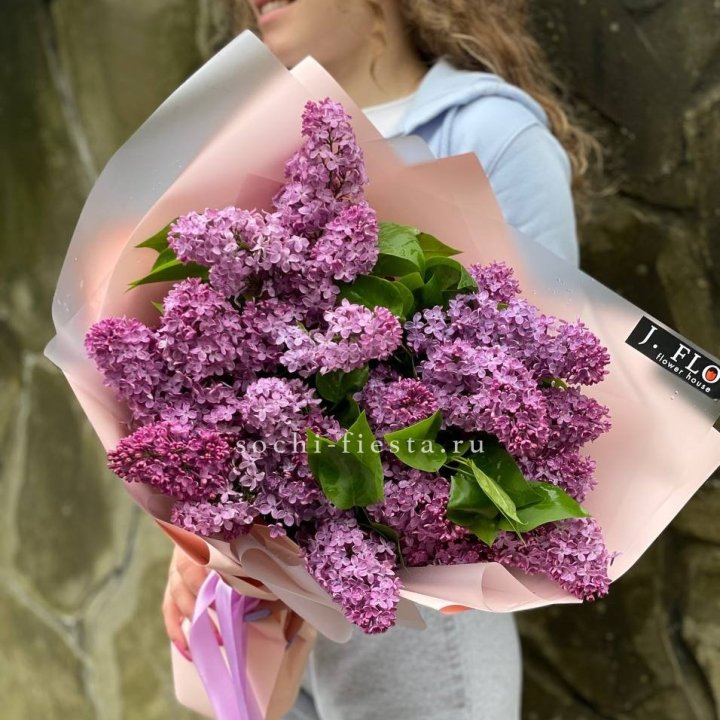 Букет сирени №3 в Магнитогорске
