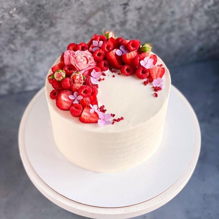 Торт "Малина" в Магнитогорске