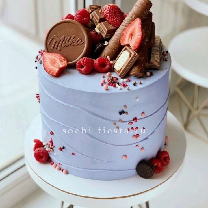 Торт "Milka's world" в Магнитогорске