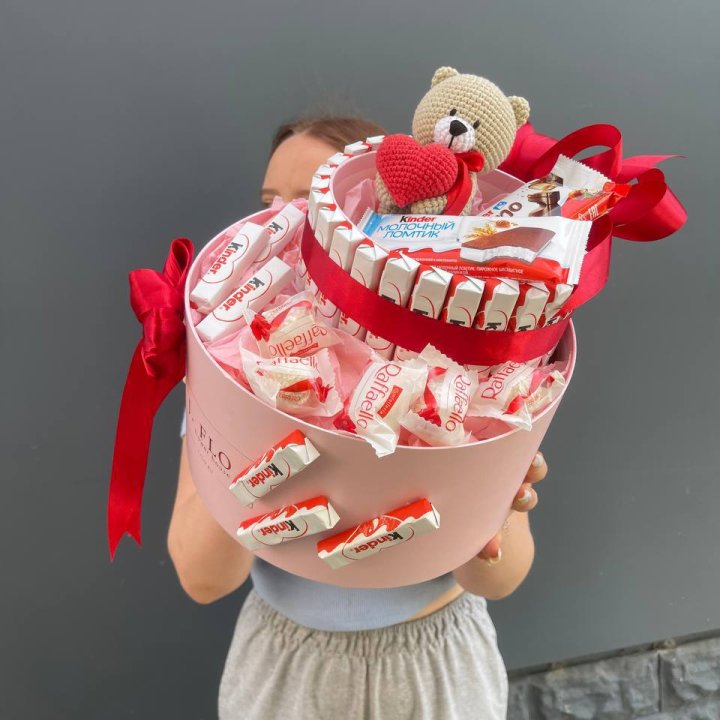 Бокс киндерами и раффаэлло 2 в Магнитогорске