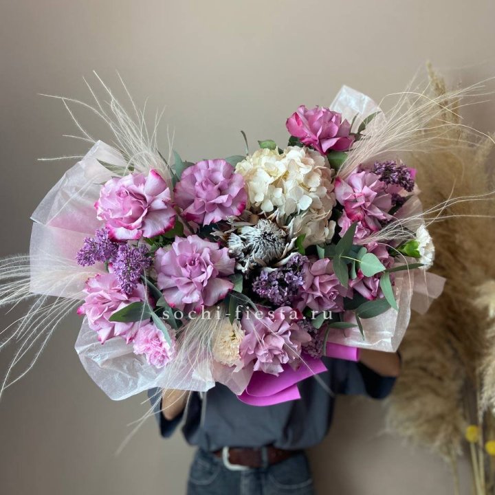 Дизайнерский букет №14 в Магнитогорске
