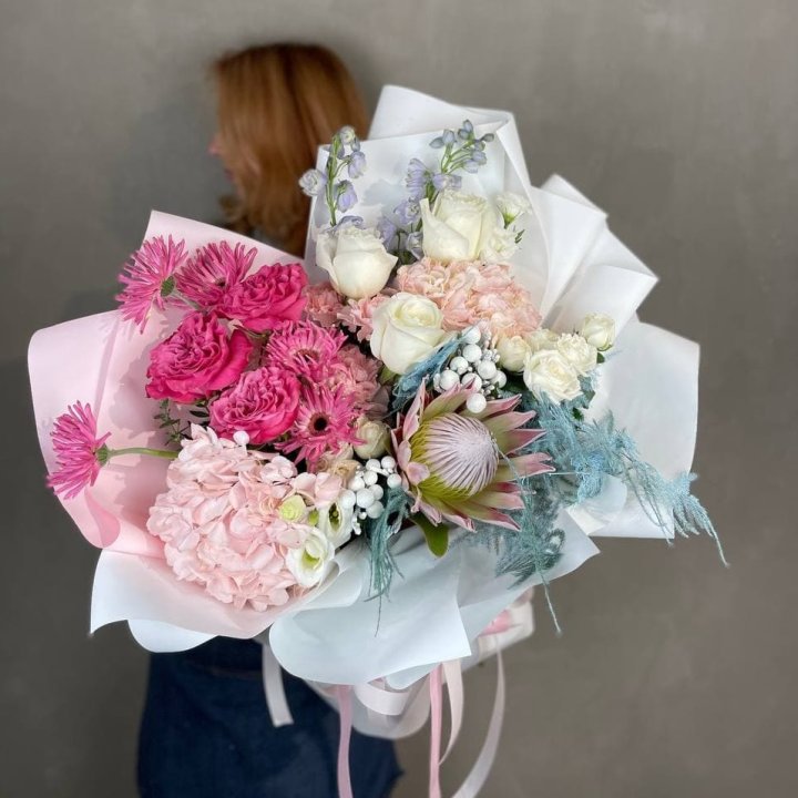 Дизайнерский букет "Фантастик" в Магнитогорске