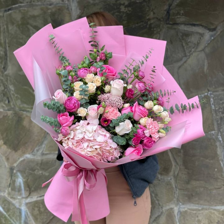 Дизайнерский букет "Паулина" в Магнитогорске