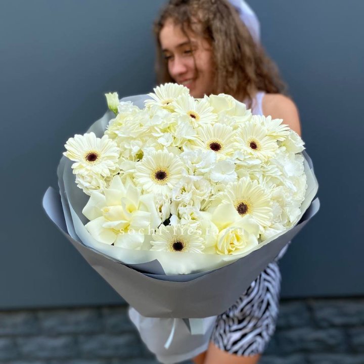  Букет "Вайт люксур" в Магнитогорске