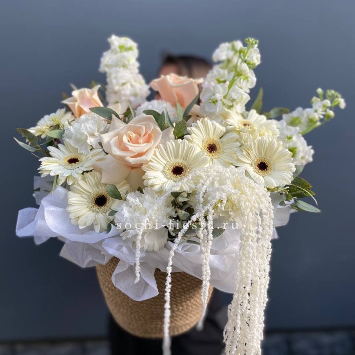 Цветы в джутовом кашпо "Валери" в Магнитогорске