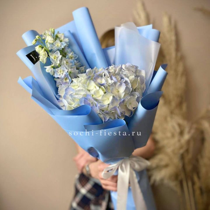 Гортензия "Блю скай" в Магнитогорске