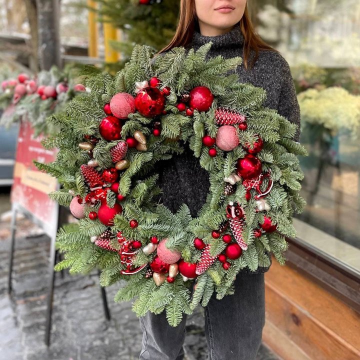 Рождественский венок  в Магнитогорске