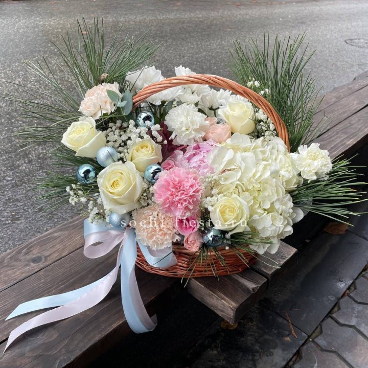 Новогодняя корзина  в Магнитогорске