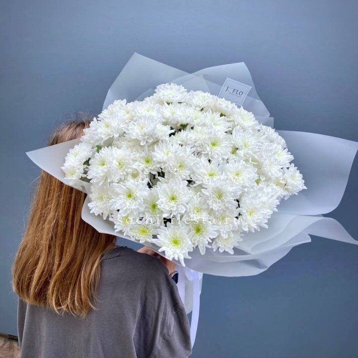 Букет хризантем "Белая снежинка" в Магнитогорске