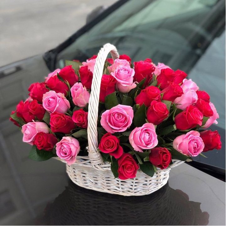 Корзина с розами  в Магнитогорске
