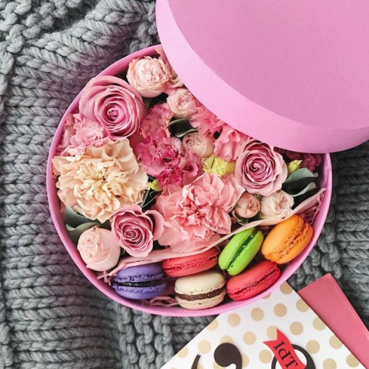 Цветочный бокс пинк в Магнитогорске