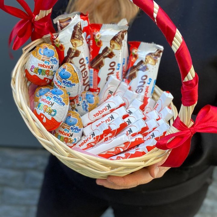 Корзина с киндерами  в Магнитогорске