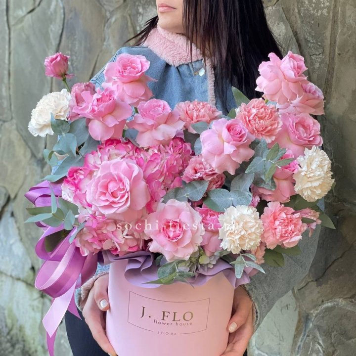 Цветочный бокс "Эсмиральда" в Магнитогорске