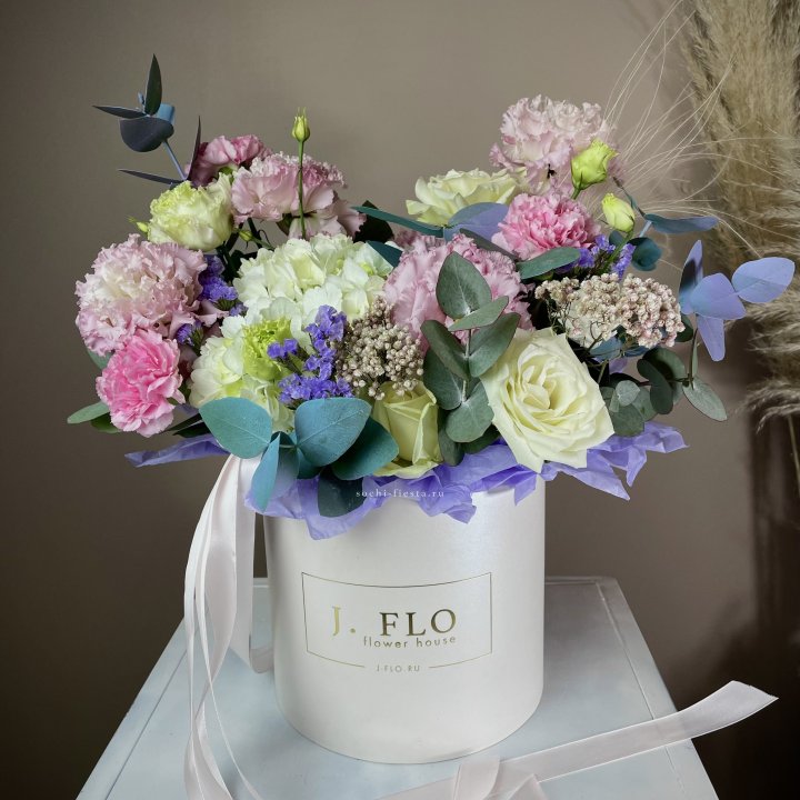 Цветочная коробка "Ода" в Магнитогорске