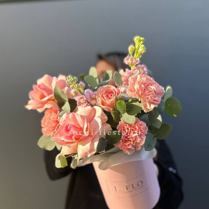 Цветы в боксе "Сизара" в Магнитогорске