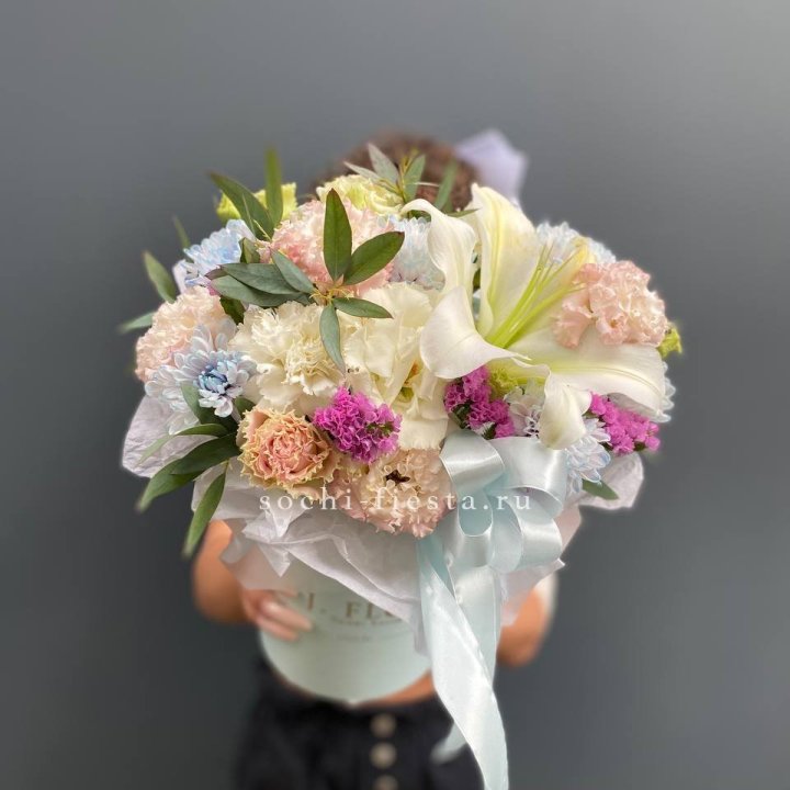 Дизайнерский цилиндр "Лилия" в Магнитогорске