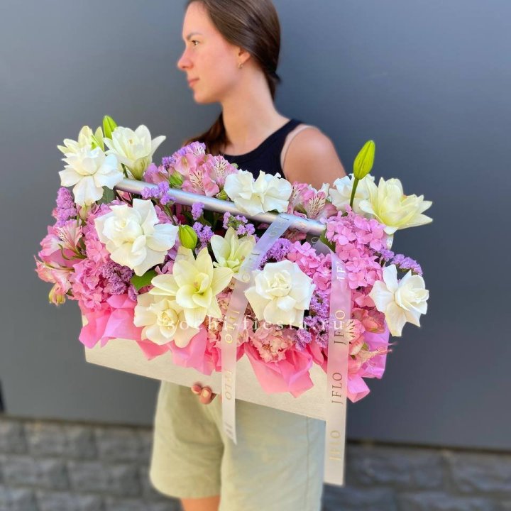 Большой бокс розовый в Магнитогорске