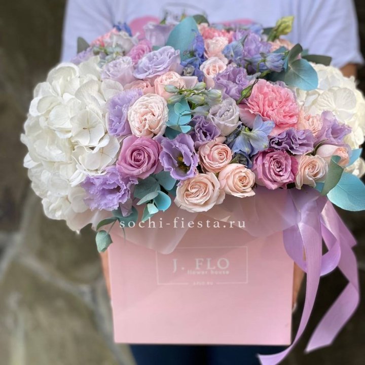 Цветочный бокс макси каб в Магнитогорске