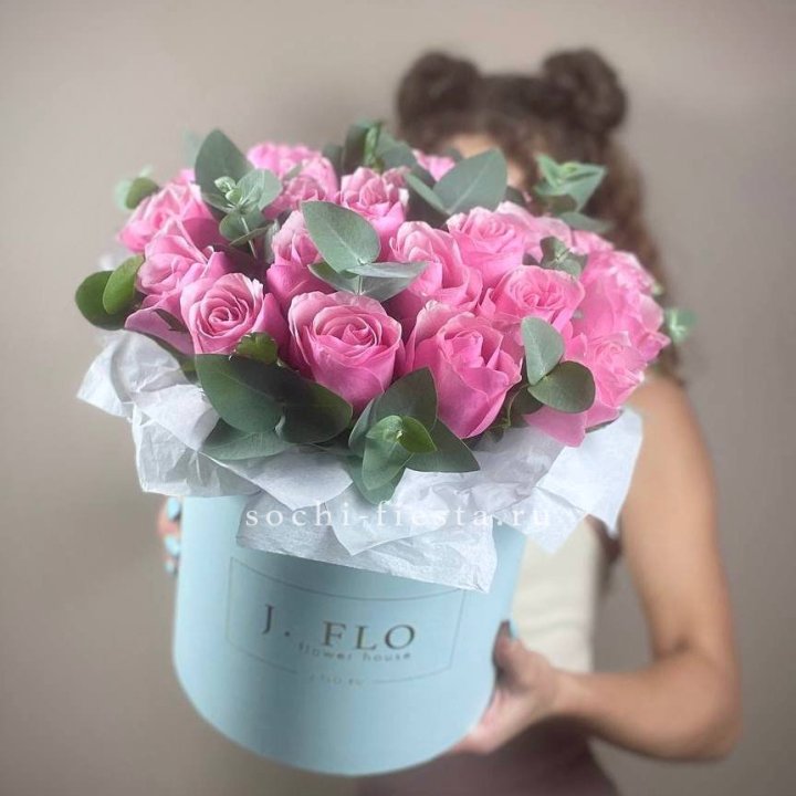 Бокс 27 роз в Магнитогорске