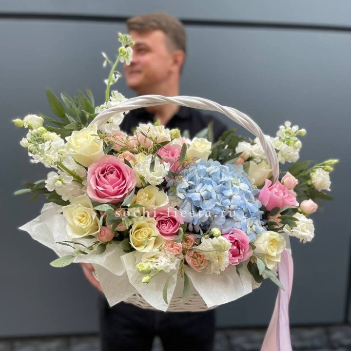 Авторская корзина "Аполинария" в Магнитогорске