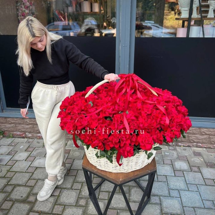 201 французская красная роза в Магнитогорске