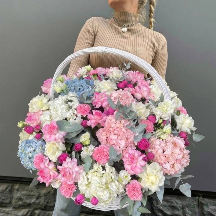 Цветочная корзина №3 в Магнитогорске