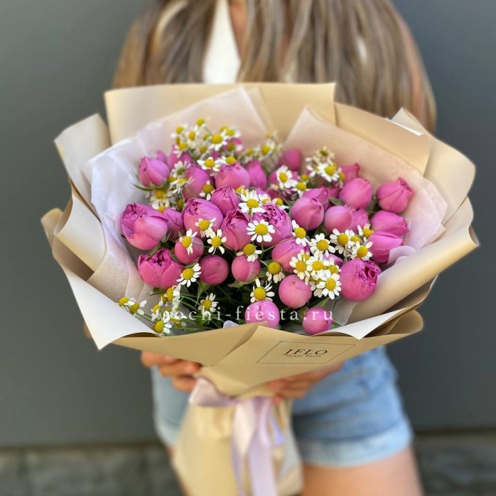 Дуобукет мисти с ромашками  в Магнитогорске