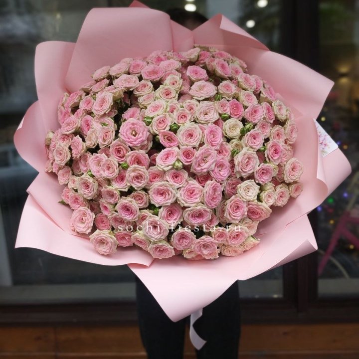 51 кустовая роза Твистер в Магнитогорске