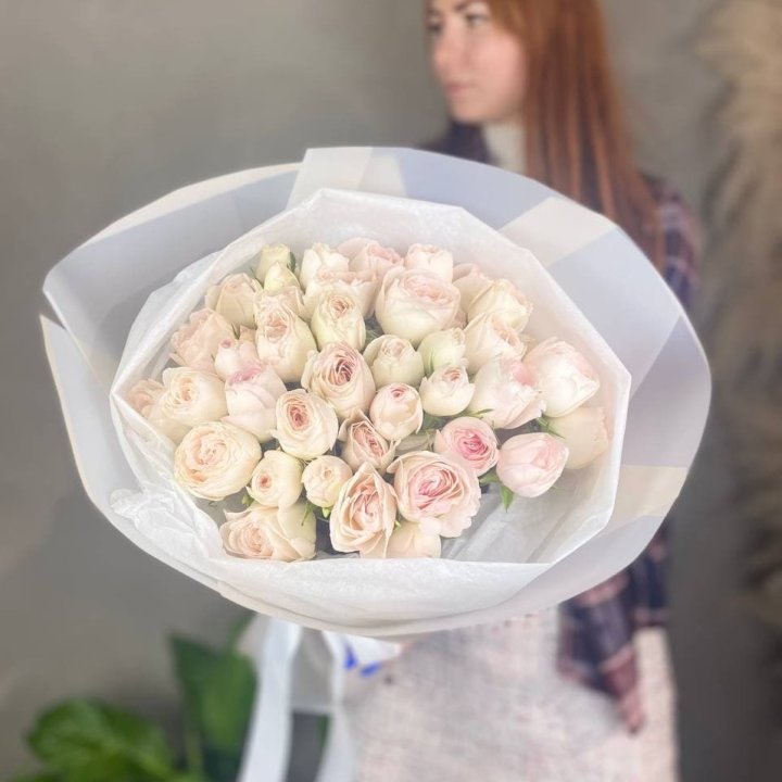 Букет кустовых роз в Магнитогорске