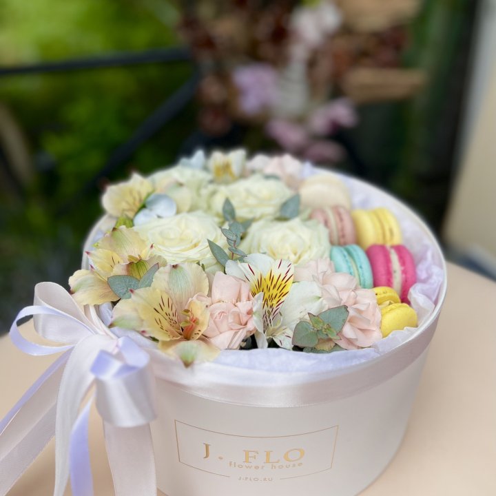 Цветочный бокс "Ника" в Магнитогорске
