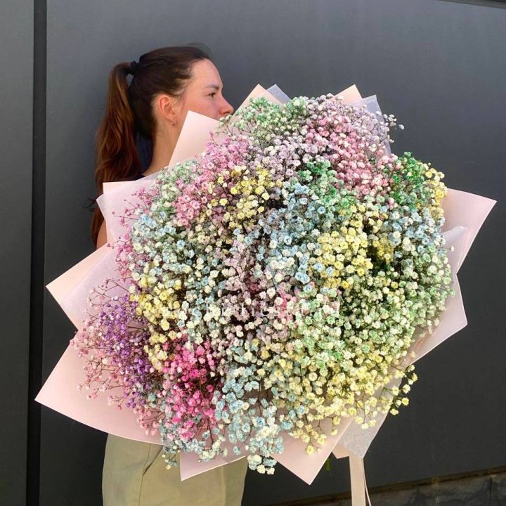 Пышный букет из гипсофил  в Магнитогорске