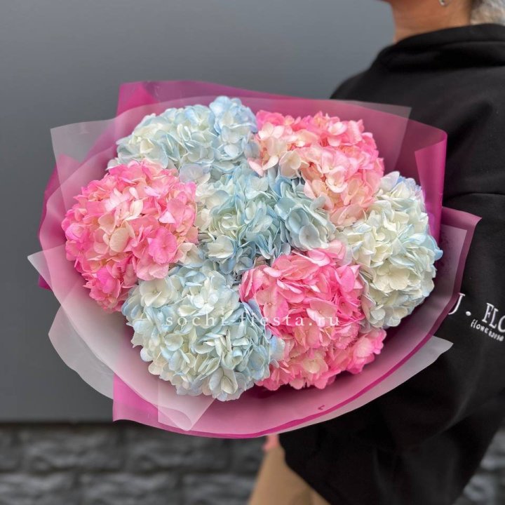 Букет гортензий "Тоника №2" в Магнитогорске