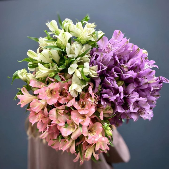 Охапка Альстромерии в Магнитогорске