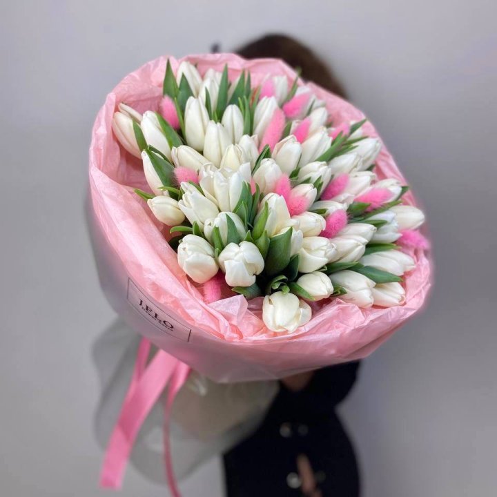 51 белый тюльпан "Рози" в Магнитогорске