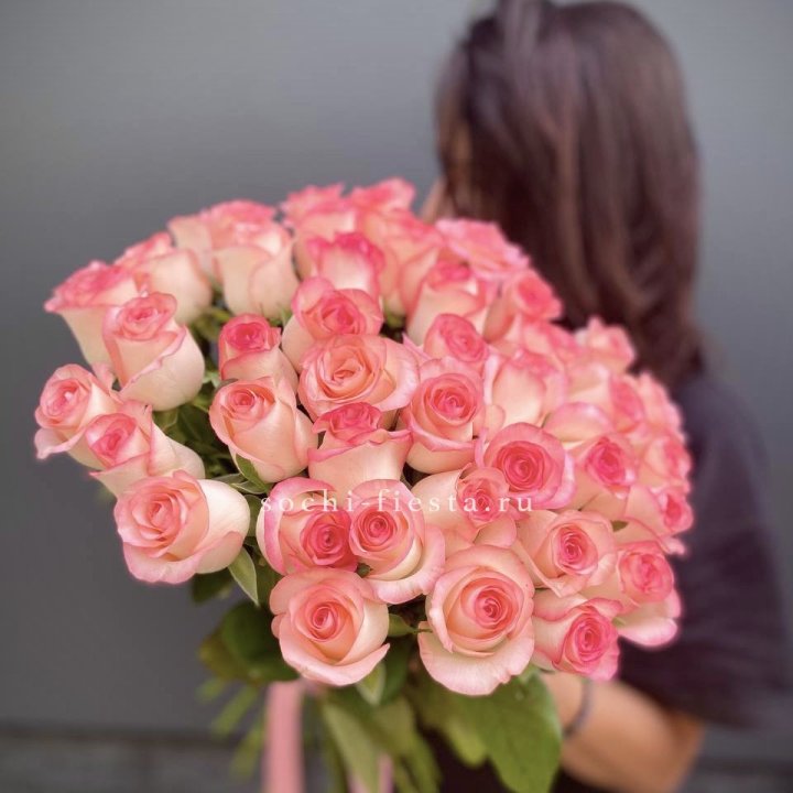 Охапка Роз Джумилия в Магнитогорске