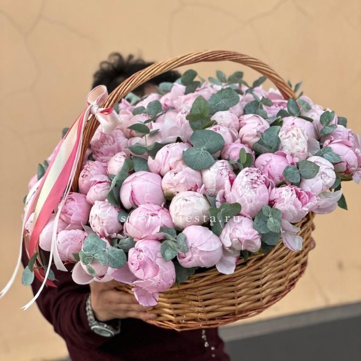 Корзина пионов "75" в Магнитогорске