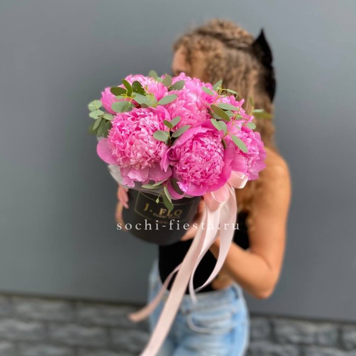 Дизайнерский цилиндр "Фломени" в Магнитогорске