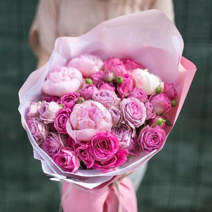 Букет с пионами "Леси" в Магнитогорске