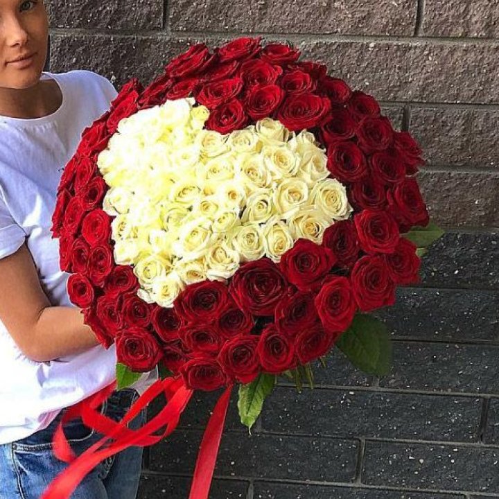 101 роза "Сердце" в Магнитогорске
