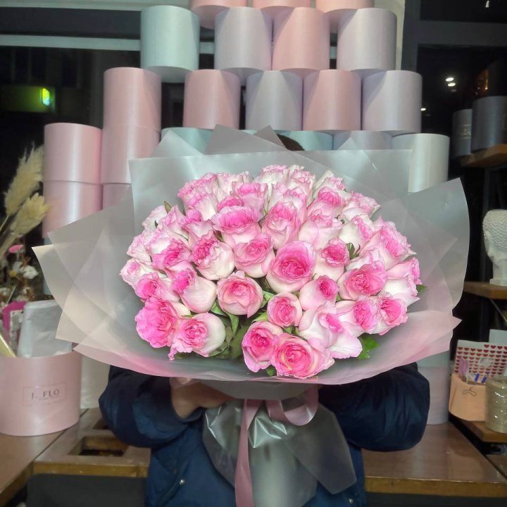  51 розовых роз в Магнитогорске
