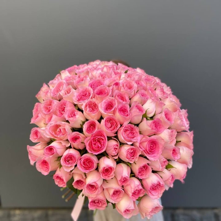 101 розовая роза в Магнитогорске