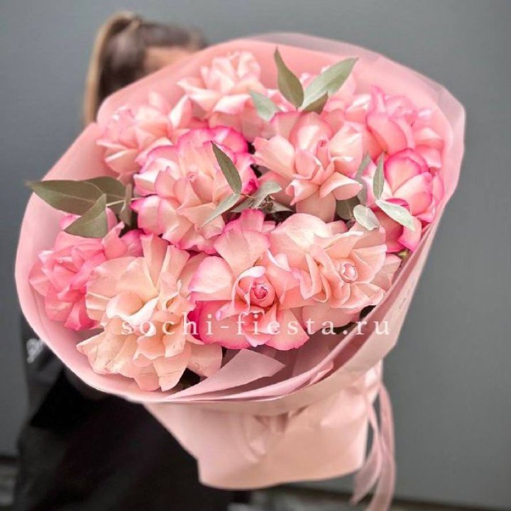 Нежно- розовые французские розы Венди в Магнитогорске